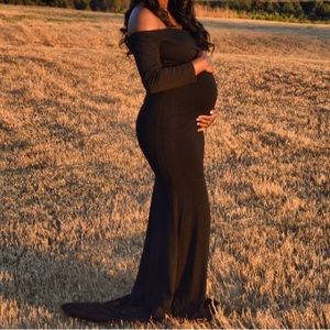 Off shoulder Maternity dress